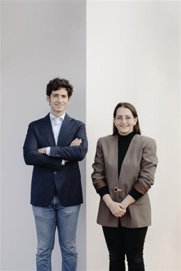 Cristian Merino (CEO) y Atzarí Surinyach (CPO) de Multiplo Capital