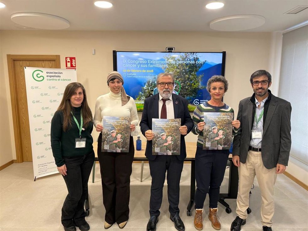 Presentación del IX Congreso Extremeño de Personas con Cáncer y sus Familiares