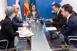 Imagen del encuentro con Abanca.