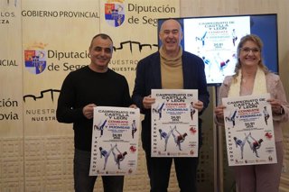 El organizador del campeonato, Juan Alberto Gómez; el diputado de Deportes, Óscar Moral, y la alcaldesa de Cantalejo, Ana Rosa Zamarro.