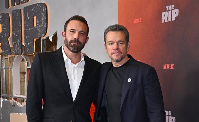 Matt Damon y Ben Affleck en la presentación de El botín (The Rip), película de Netflix