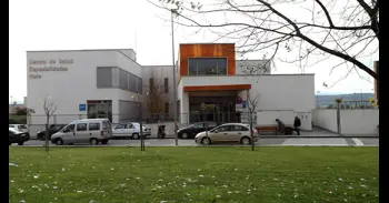 Herido un hombre de 60 años tras la colisión entre una furgoneta y un autobús que circulaba sin pasajeros en San Asensio