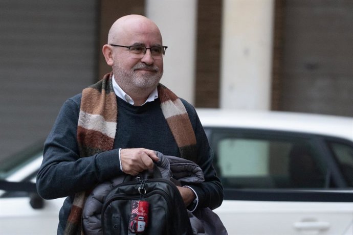 Archivo - Arxiu - Imatge d'arxiu del sotsdirector d'Emergències de la Generalitat Valenciana, Jorge Suárez, a la seua arribada als jutjats de Catarroja, a 4 de desembre del 2025