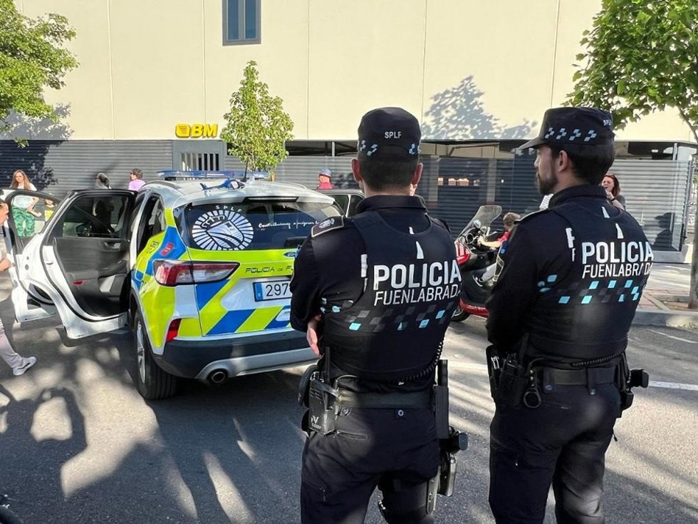 Archivo - Agentes de la Policía Local de Fuenlabrada