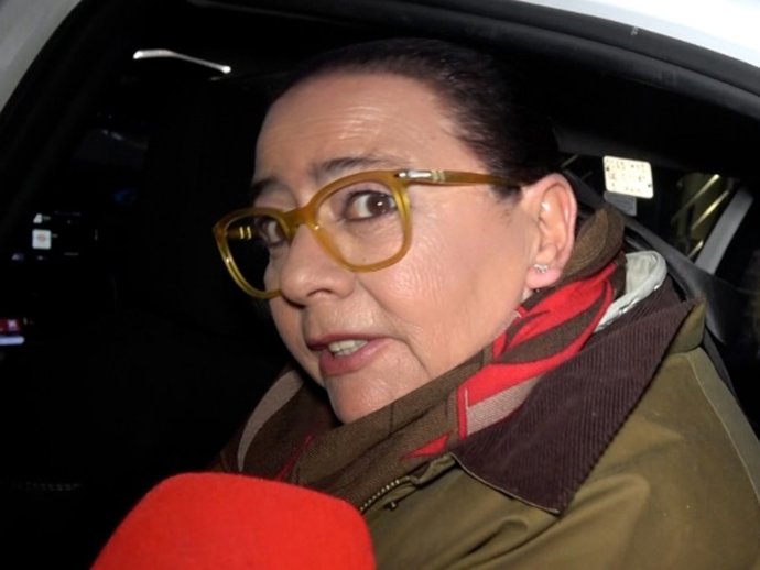 María del Monte sale de los estudios de Antena 3
