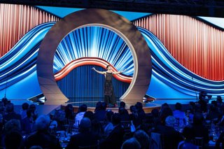 Archivo - Arquivo - O presentador da gala A Dani durante a gala de entrega dos Premios Feroz 2025, no Pazo dá Cultura, a 25 de xaneiro de 2025, en Pontevedra