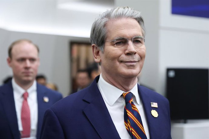 Archivo - Arquivo - COREIA DO SUL, GYEONGJU - 31 DE OUTUBRO DE 2025: O secretário do Tesouro dos EUA, Scott Bessent, chega para a Reunião dos Líderes Econômicos da APEC (AELM), parte da Cúpula da APEC 2025. Imagem: 1049381567, Licença: Direitos gerenciado