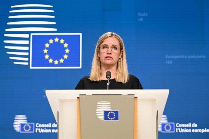 Archivo - La ministra de Asuntos Económicos de Dinamarca, Stephanie Lose, durante una rueda de prensa en Bruselas