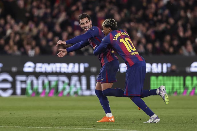 Archivo - Arquivo - Ferran Torres, do FC Barcelona, comemora um gol durante a partida de futebol da liga espanhola, La Liga EA Sports, disputada entre o FC Barcelona e o Athletic Club no estádio Spotify Camp Nou, em 22 de novembro de 2025, em Barcelona, E