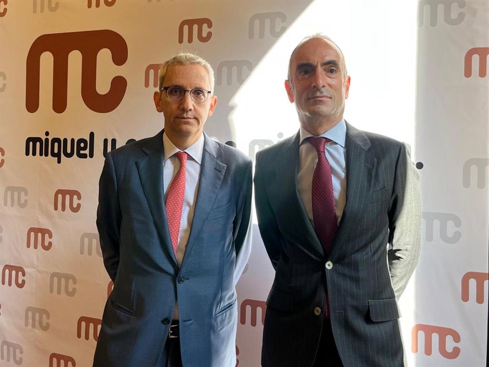 Archivo - El presidente de Miquel y Costas, Jordi Mercader, y el director general, Ignasi Nieto