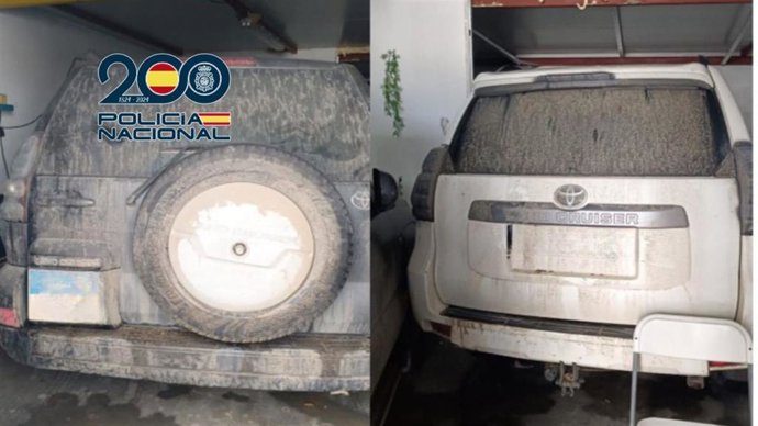 Vehículos recuperados en una finca en Puerto Real.