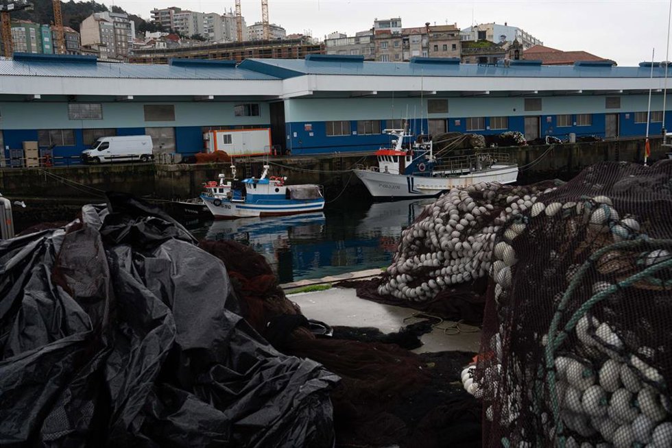 Puerto de Vigo durante el paro de la flota pesquera de bajura, a 19 de enero de 2026, en Vigo, Pontevedra, Galicia (España). La flota de pesca de bajura comienza un paro indefinido para protestar contra la nueva normativa europea que obliga a los barcos