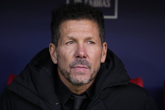 Diego Simeone, head coach of Atletico de Madrid, looks on during the Spanish League, LaLiga EA Sports, football match played between Atletico de Madrid and Deportivo Alaves at Riyadh Air Metropolitano stadium on January 18, 2026, in Madrid, Spain.