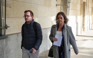 La consejera de Sostenibilidad y Medio Ambiente, Catalina García, este martes tras su comparecencia en un juzgado de Sevilla en las diligencias previas por los contratos de emergencia del Servicio Andaluz de Salud (SAS).