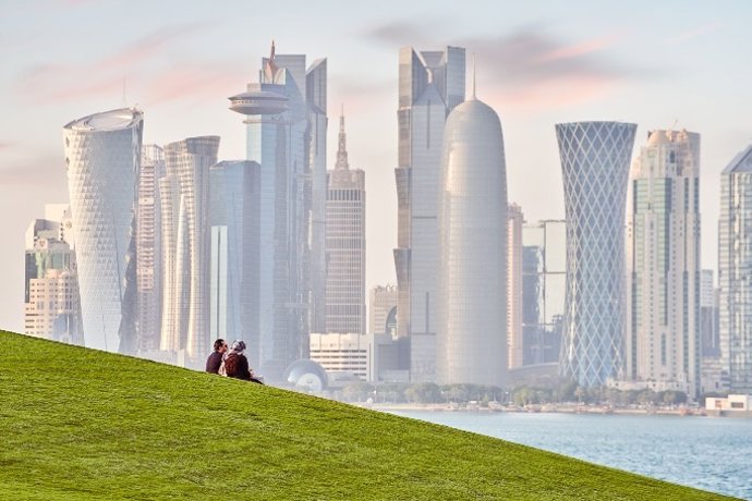 Archivo - Vista general de Doha.