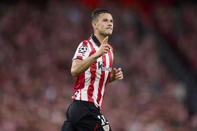 Archivo - Gorka Guruzeta of Athletic Club celebrates after scoring the team's first goal during the UEFA Champions League 2025-26 League Phase MD3 match between Athletic Club and Qarabag FK at San Mames on October 22, 2025, in Bilbao, Spain.