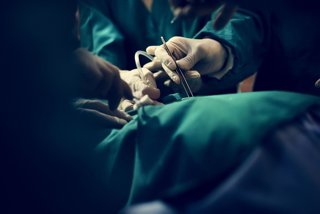 Intervención quirúrgica.