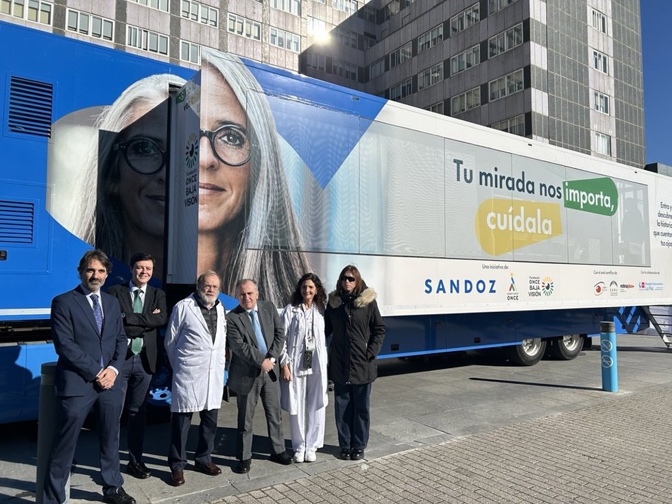 Unidad móvil 'Tu mirada nos importa, cuídala'