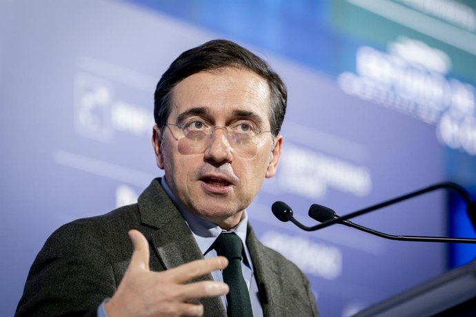 El Ministro de Asuntos Exteriores, Unión Europea y Cooperación, José Manuel Albares durante la cena oficial del Spain Investors Day, en el Palacio de la Bolsa de Madrid, a 14 de enero de 2026, en Madrid (España). Durante los días 14 y 15 de enero, el foro