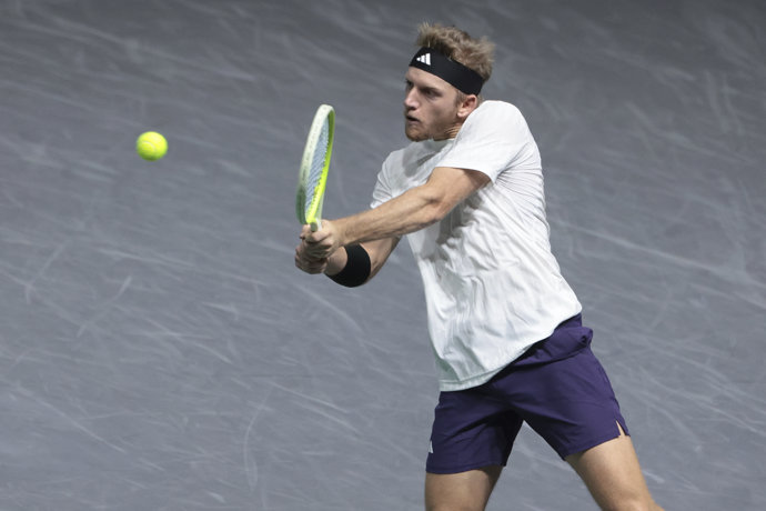 Alejandro Davidovich Fokina of Spain during day 4 of the Rolex Paris Masters 2025, ATP Masters 1000 tennis tournament on October 30, 2025 at Paris La Defense Arena in Nanterre near Paris, France - Photo Jean Catuffe / DPPI