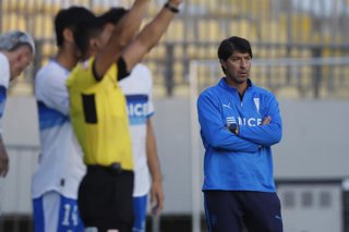 Futbol, Huachipato vs Universidad Catolica. Semifinal Supercopa 2026. El entrenador de Universidad Catolica Daniel Garnero es fotografiado durante la semifinal de la Supercopa contra Huachipato disputada en el estadio Sausalito de Vina del Mar,