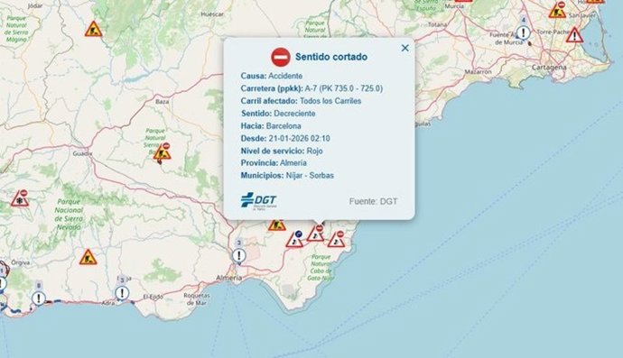 Cortada la autovía A-7 en Sorbas (Almería) por un accidente entre dos camiones