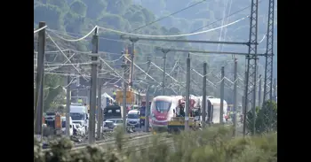El maquinista del tren de Iryo accidentado en Adamuz avisó de un "enganchón" y pidió parar la circulación