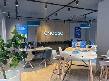 Oficina de Endesa abierta en Andratx.