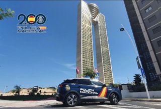 Archivo - Coche de la Policía Nacional en Benidorm (Alicante)