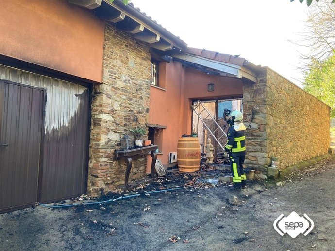 Vivienda incendiada.