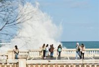 Santander activa esta tarde el dispositivo preventivo por aviso naranja en la costa