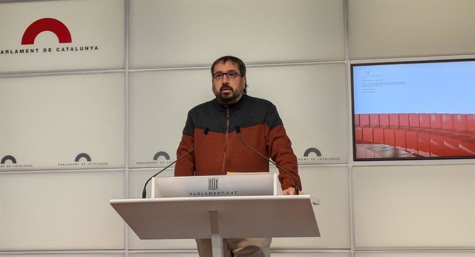 El diputado de la CUP en el Parlament Dani Cornell en rueda de prensa