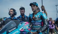 Óscar Casas detalla su entrenamiento para transformarse en piloto de Moto GP en Ídolos: "Son muy delgaditos"