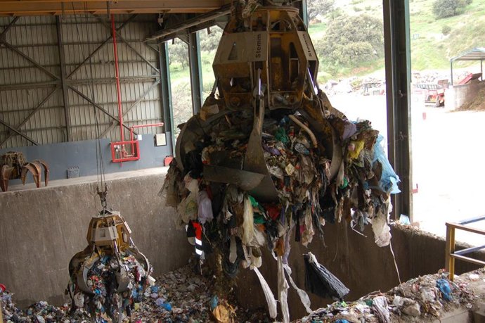 La Costa del Sol generó 359.197 toneladas de residuos urbanos en 2025.