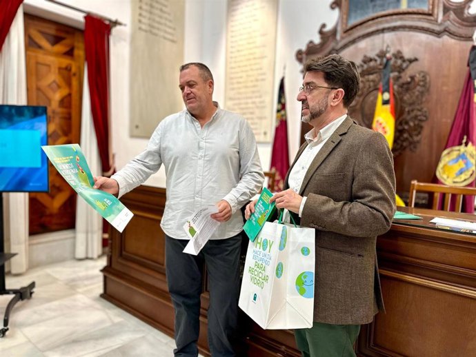 Lorca y Ecovidrio impulsan una campaña intensiva para mejorar el reciclaje de vidrio mediante inteligencia artificial
