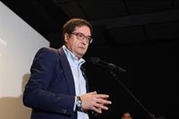 López defiende en Davos el modelo europeo basado en la innovación y la protección de los derechos digitales