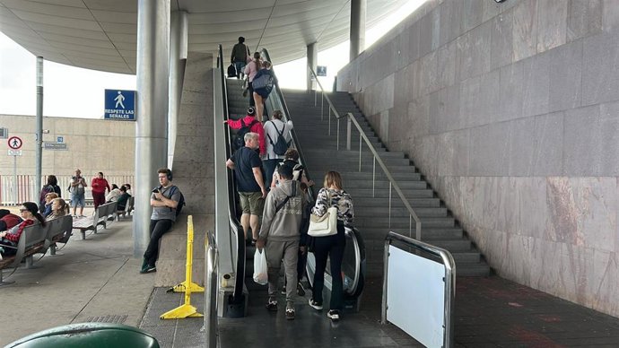 Escaleras mecánicas del Intercambiador de Santa Cruz de Tenerife