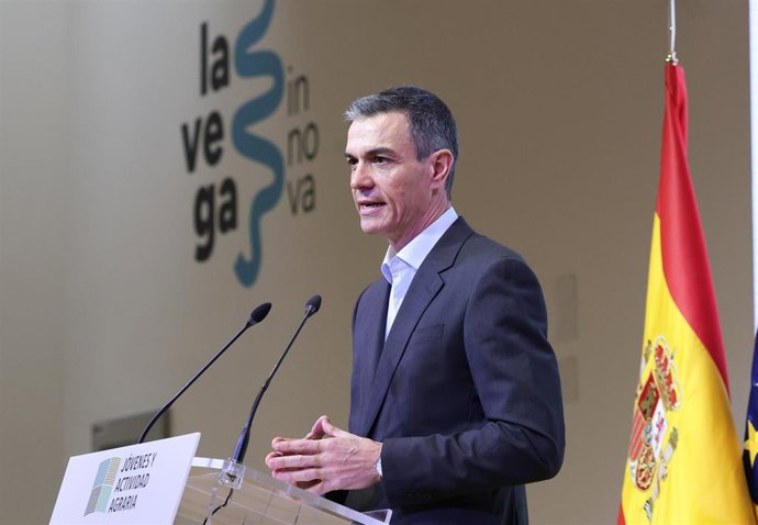 El presidente del Gobierno, Pedro Sánchez, durante el acto de presentación de las medidas para facilitar el acceso a la actividad agraria, en el iHub La Vega Innova, a 14 de enero de 2026, en San Fernando de Henares, Madrid (España). Durante el encuentro,