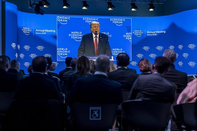 DIVULGAÇÃO - 21 de janeiro de 2026, Suíça, Davos: O presidente dos EUA, Donald Trump, discursa na reunião anual do Fórum Econômico Mundial em Davos. Foto: Valeriano Di Domenico/Fórum Econômico Mundial/dpa - ATENÇÃO: uso editorial exclusivo e somente se o 