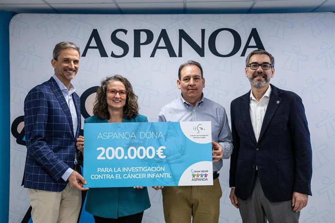 Daniel Orós (Director Científico Del IIS Aragón), Patricia Sancho, Ariel Ramírez Y Gabriel Tirado (Presidente De Aspanoa).