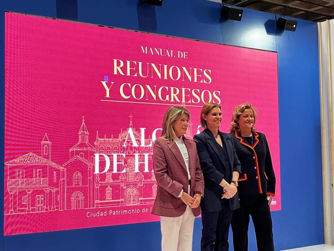 Presentación en el estand del Ayuntamiento de Alcalá en Fitur 2026