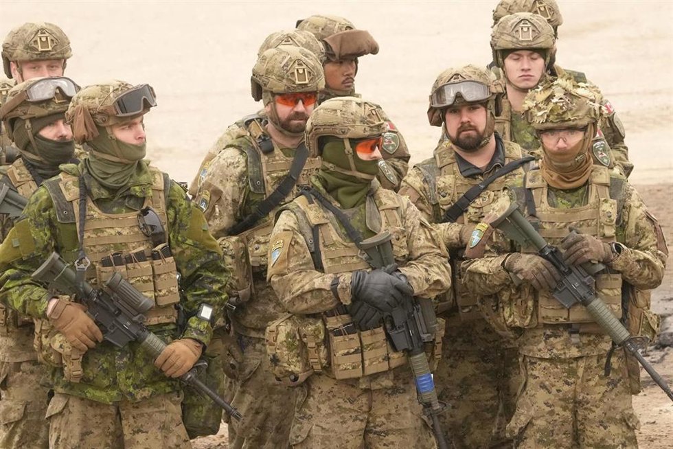 Archivo - Imagen de archivo de militares del Ejército de Canadá.