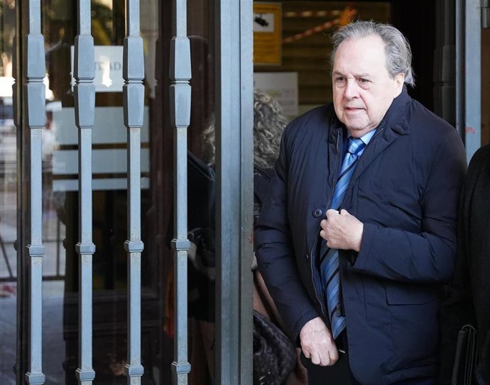Archivo - El expresidente de la empresa de capital riesgo Invercaria Tomás Pérez-Sauquillo, en una imagen de febrero de 2025 a la salida de la Audiencia Provincial. 