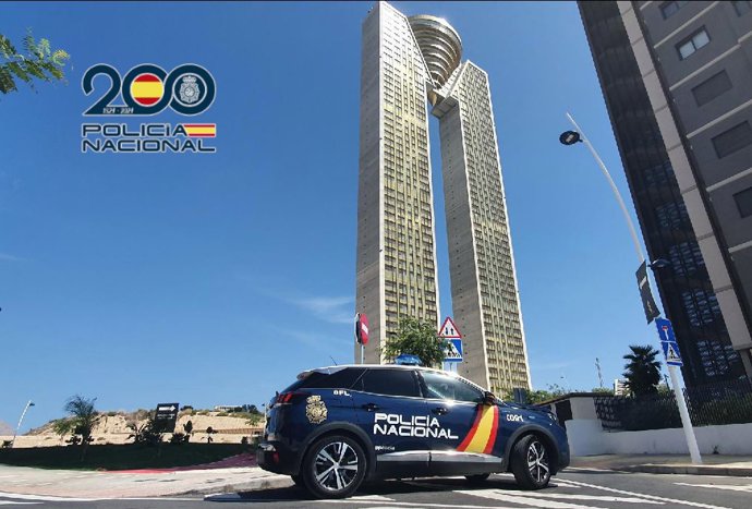 Archivo - Arxiu - Cotxe de la Policia Nacional a Benidorm