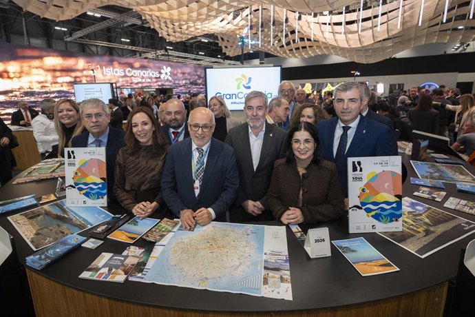Representantes políticos canarios en Fitur