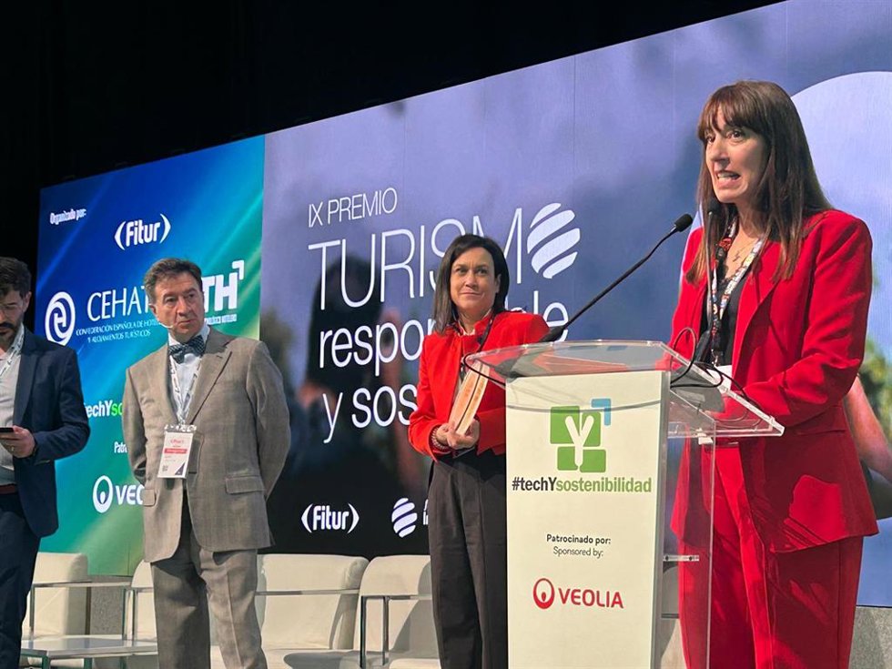 Bizkaia recoge el reconocimiento como el Destino más Responsable, y Sostenible en Fitur