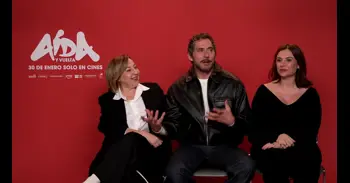 Paco León y Carmen Machi presentan 'Aída y vuelta': "Dicen que me he cargado la serie por no hacer un capítulo largo"