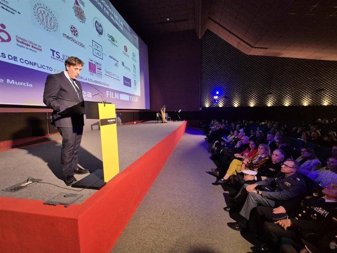 El presidente del TSJMU, Manuel Luna Carbonell, interviene en la Gala de la Mediación de la Región de Murcia