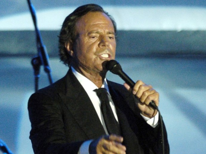 Archivo - CONCIERTO DE JULIO IGLESIAS EN MARBELLA
