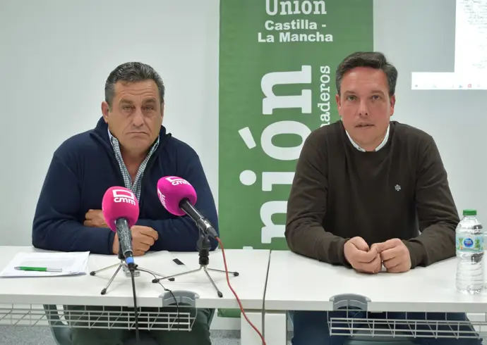 Rueda de prensa - UNIÓ DE UNIONES - Archivo